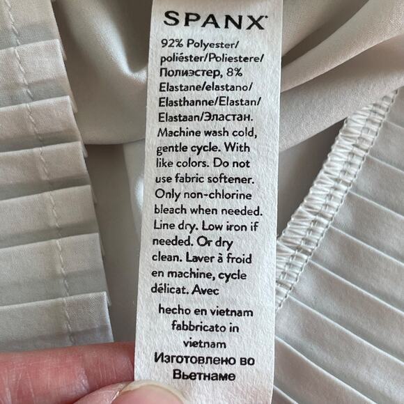 Spanx Yes Pleats‎ Tee Top Womens Size S White Cloud Tennis Prep Pickleball Nwt - Picture 7 of 8